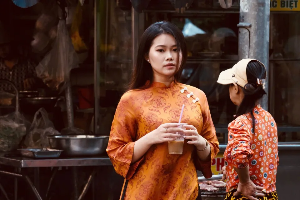 Góc ngồi cạnh cửa sổ